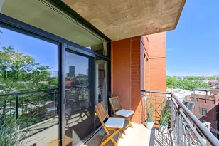 3232 N Halsted St, Chicago, IL 60657 - Photo 17