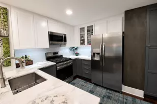3232 N Halsted St, Chicago, IL 60657 - Photo 7