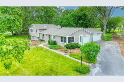 325 Canterbury Lane, Inverness, IL 60010 - Photo 3