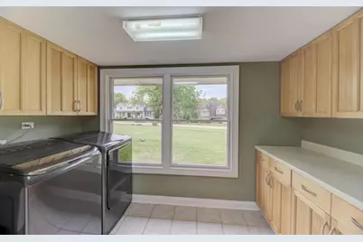 325 Canterbury Lane, Inverness, IL 60010 - Photo 39