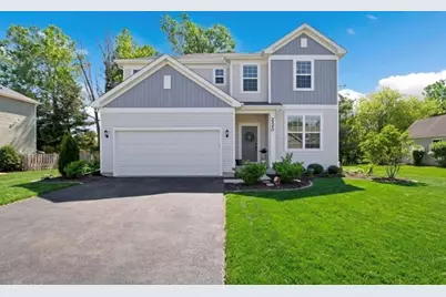2220 Walnut Glen Boulevard, Island Lake, IL 60042 - Photo 3