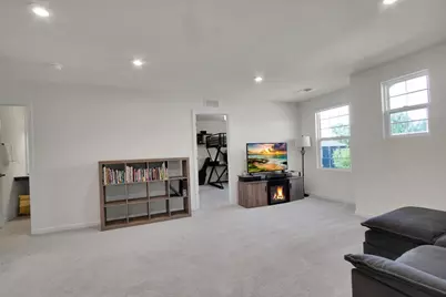 2220 Walnut Glen Boulevard, Island Lake, IL 60042 - Photo 19