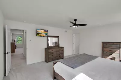 2220 Walnut Glen Boulevard, Island Lake, IL 60042 - Photo 27