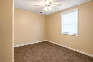 1835 E 79th St, Chicago, IL 60649 - Photo 5