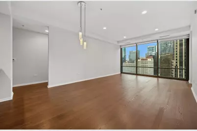 240 E Illinois Street #2505, Chicago, IL 60611 - Photo 9