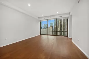 240 E Illinois St, Chicago, IL 60611 - Photo 5