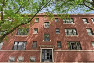 1454 W Roscoe St, Chicago, IL 60657 - Photo 1
