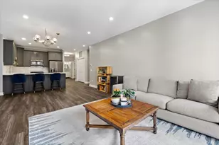 4553 N Magnolia Ave, Chicago, IL 60640 - Photo 3