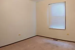 1070 Glouchester Harbor, Schaumburg, IL 60193 - Photo 13