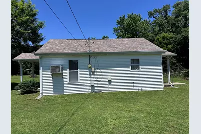 900 S Rotan Street, Salem, IL 62881 - Photo 3