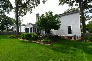 1235 Pin Oak Ct, Wheaton, IL 60189 - Photo 33
