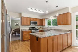 1235 Pin Oak Ct, Wheaton, IL 60189 - Photo 11