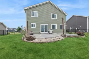 1804 Moran Dr, Shorewood, IL 60404 - Photo 19