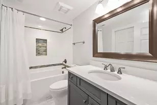 2766 Asbury Ave, Evanston, IL 60201 - Photo 19
