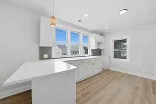 646 W 47th Pl, Chicago, IL 60638 - Photo 5