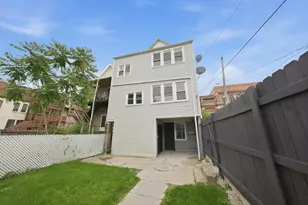 646 W 47th Pl, Chicago, IL 60638 - Photo 39