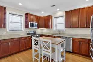 6424 N Albany Ave, Chicago, IL 60645 - Photo 25