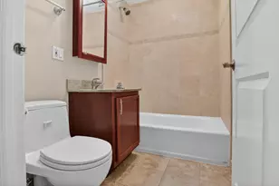 6424 N Albany Ave, Chicago, IL 60645 - Photo 15