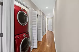 6424 N Albany Ave, Chicago, IL 60645 - Photo 23