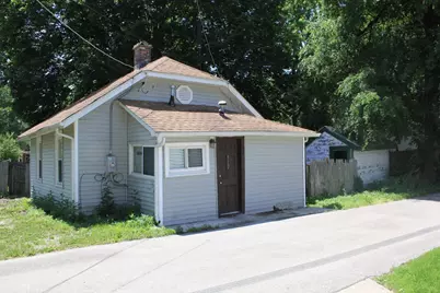 812 E Benton Street, Morris, IL 60450 - Photo 1