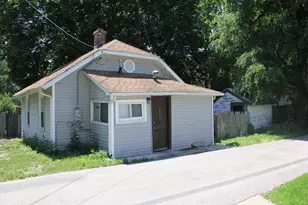812 E Benton St, Morris, IL 60450 - Photo 1