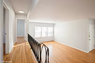 1022 Arnold Ct, Des Plaines, IL 60016 - Photo 5