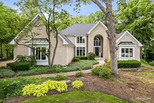 63 Muirfield Cir, Wheaton, IL 60189 - Photo 1
