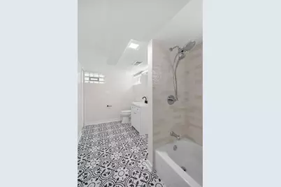 6207 W Eastwood Avenue, Chicago, IL 60630 - Photo 15