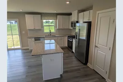 107 Cornerstone Drive, Hampshire, IL 60140 - Photo 3
