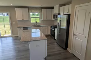 107 Cornerstone Dr, Hampshire, IL 60140 - Photo 3