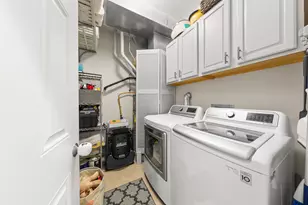1908 W Irving Park Rd, Chicago, IL 60613 - Photo 21