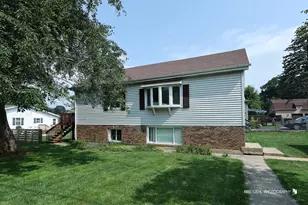 26415 W Ingleside Shore Dr, Ingleside, IL 60041 - Photo 1