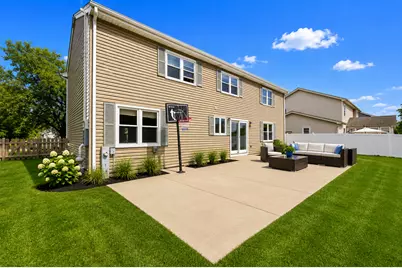 684 Regent Drive, Crystal Lake, IL 60014 - Photo 25
