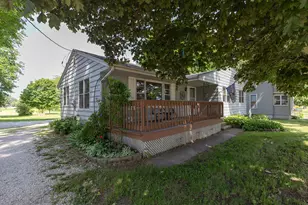 335 N Chicago St, Geneseo, IL 61254 - Photo 3