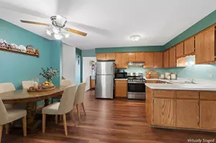 17900 Poplar Ln, Country Club Hills, IL 60478 - Photo 5
