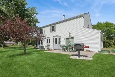 1380 Logsdon Lane, Buffalo Grove, IL 60089 - Photo 19