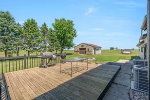 14910 Osco Rd, Osco, IL 61274 - Photo 55