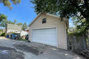 15736 Lathrop Ave, Harvey, IL 60426 - Photo 29