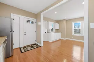 1627 S 14th Ave, Maywood, IL 60153 - Photo 17