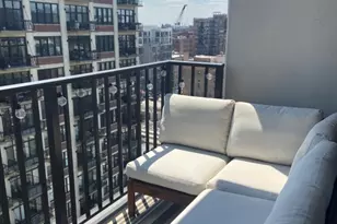 210 S Desplaines St, Chicago, IL 60661 - Photo 13