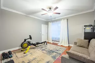 3709 N Ashland Ave, Chicago, IL 60613 - Photo 29