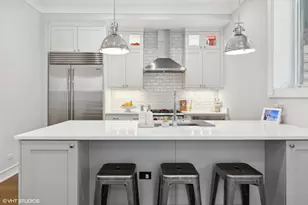 1046 W Altgeld St, Chicago, IL 60614 - Photo 5