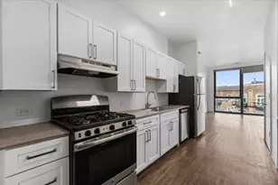 830 N Milwaukee Ave, Chicago, IL 60642 - Photo 5