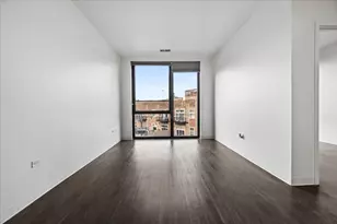 830 N Milwaukee Ave, Chicago, IL 60642 - Photo 9