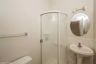 2215 W Augusta Blvd, Chicago, IL 60622 - Photo 7