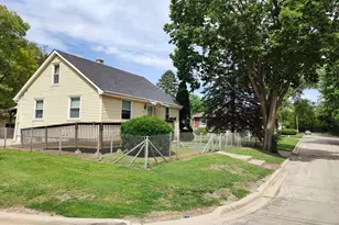 1201 Fairchild Ave, Joliet, IL 60432 - Photo 7
