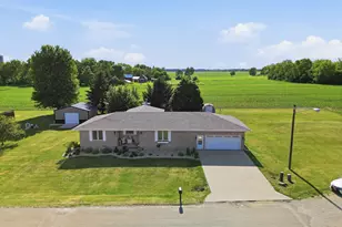 456 N Northland Ave, Amboy, IL 61310 - Photo 9