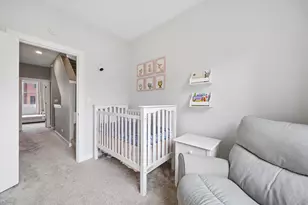 2318 W Wolfram St, Chicago, IL 60618 - Photo 25