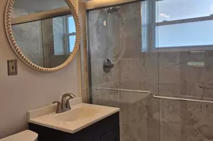 5855 W Higgins Ave, Chicago, IL 60630 - Photo 23