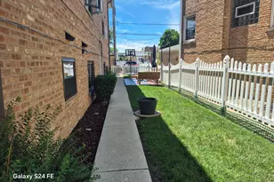 5855 W Higgins Ave, Chicago, IL 60630 - Photo 29
